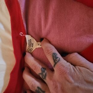 UNIQLO Red and Pink Men's Scarf